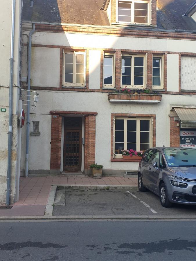 Ferienwohnung Les Geraniums Sullylois Exterior foto